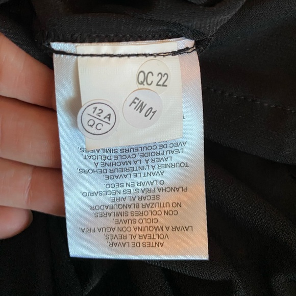 Jones New York stretchy jersey tie belt balloon sleeve black dress. - Picture 11 of 12